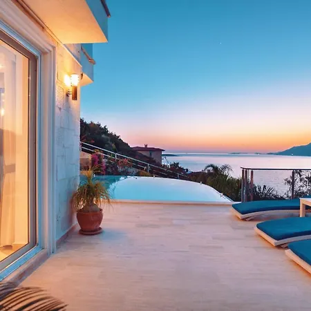 Couk Kaş